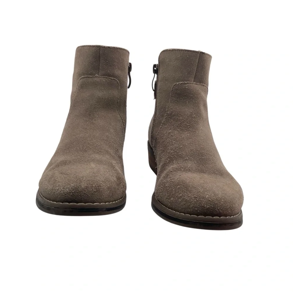 Franco Fortini Stylish Tan suede Ankle‎ Boots size 7